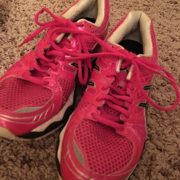 ASICS Shoes - Picture 2 of 2